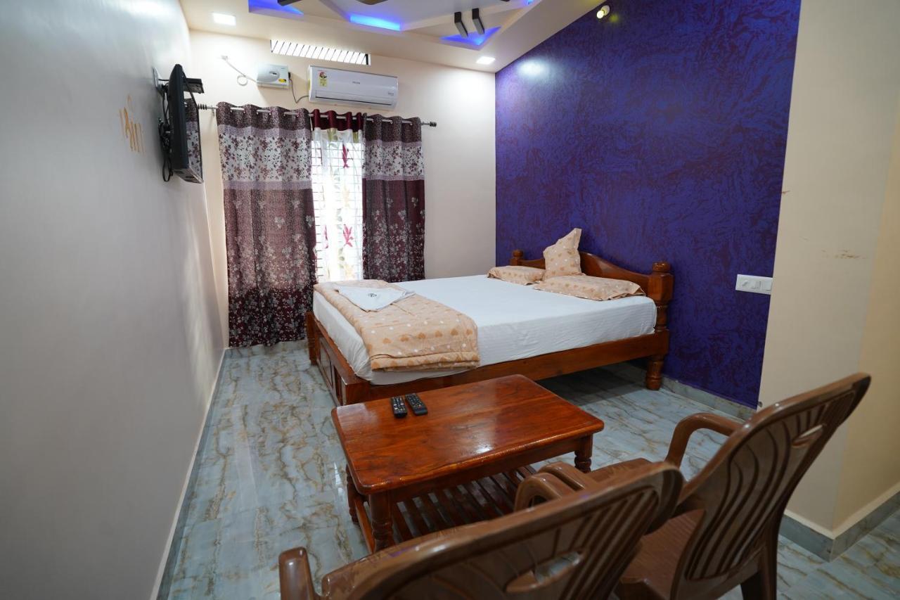 Akash Homestay Хампи Экстерьер фото